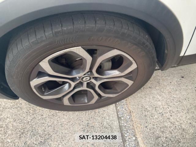 Renault CAPTUR 2022-06 7393859-5