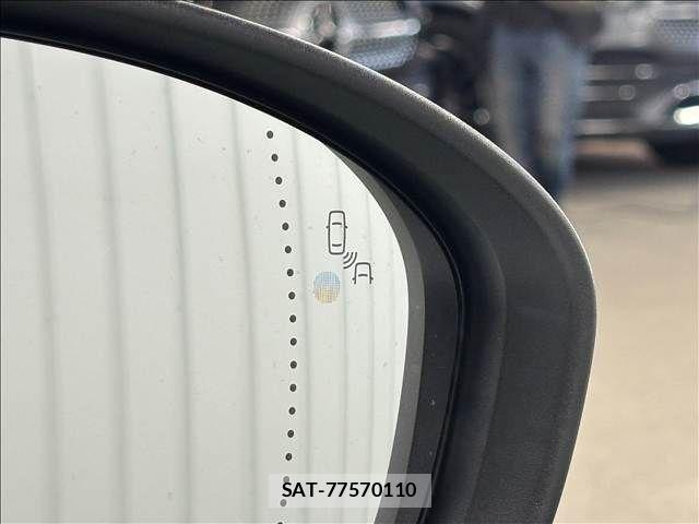 Renault CAPTUR 2021-06 7502582-10
