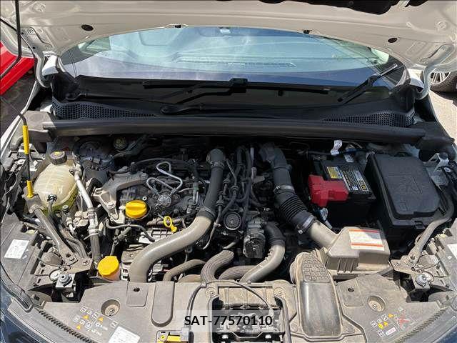 Renault CAPTUR 2021-06 7502582-11