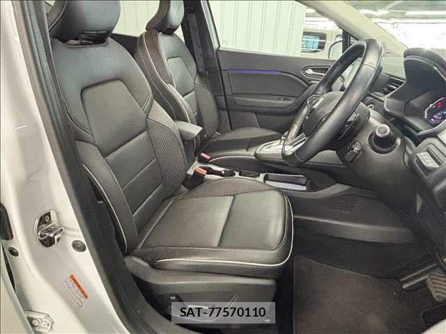 Renault CAPTUR 2021-06 7502582-6