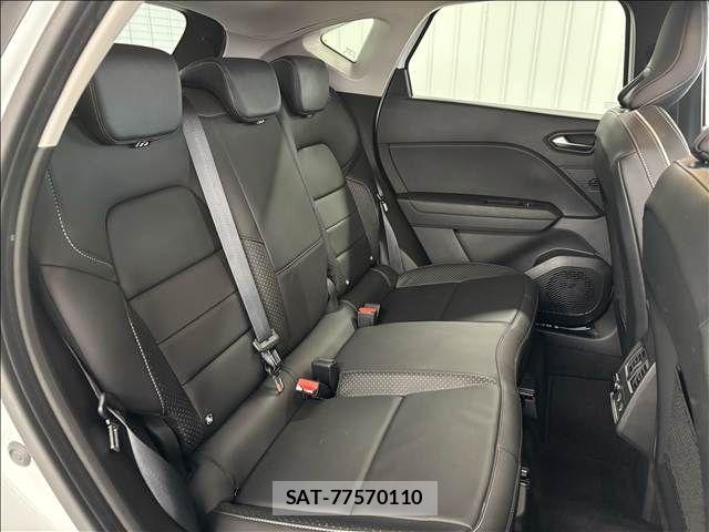 Renault CAPTUR 2021-06 7502582-7