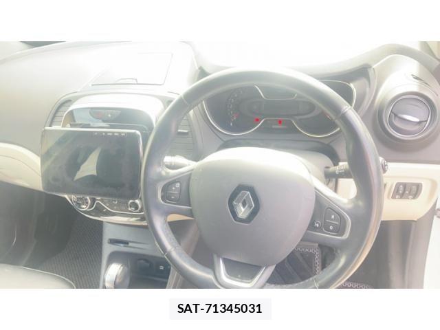 Renault CAPTUR 2018-04 7562743-11