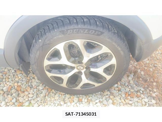 Renault CAPTUR 2018-04 7562743-6