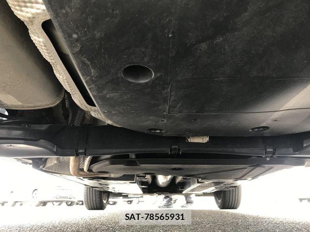 Renault CAPTUR 2021-07 7619547-28