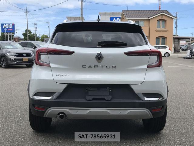 Renault CAPTUR 2021-07 7619547-6