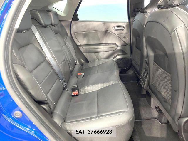 Renault CAPTUR 2021-06 7727872-13