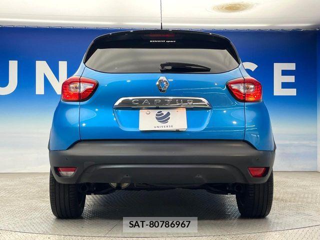 Renault CAPTUR 2015-10 7727873-15