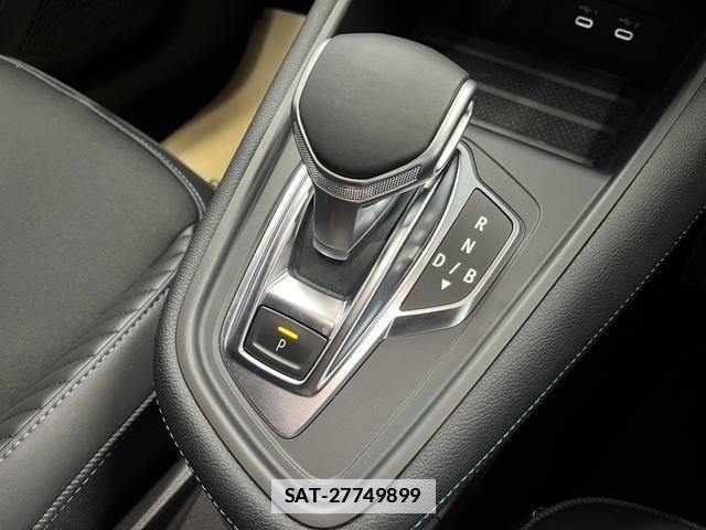 Renault CAPTUR 2025-04 7727871-12