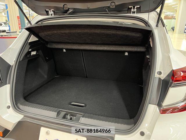 Renault CAPTUR 2022-03 7788720-5
