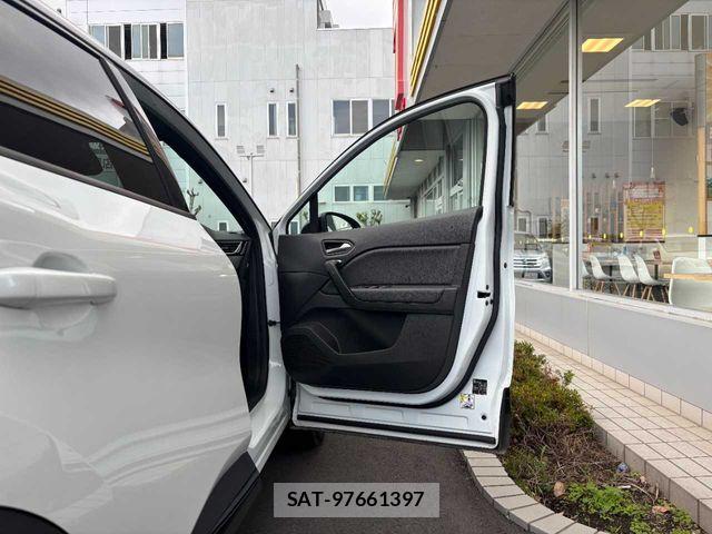 Renault CAPTUR 2023-02 7879146-25