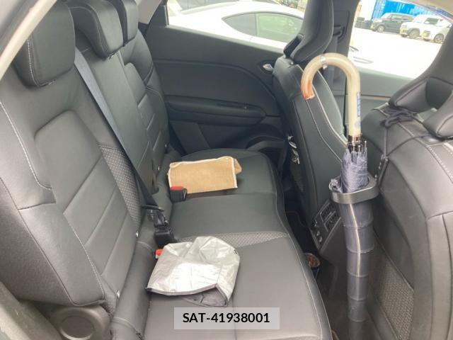 Renault CAPTUR 2022-06 7879145-12