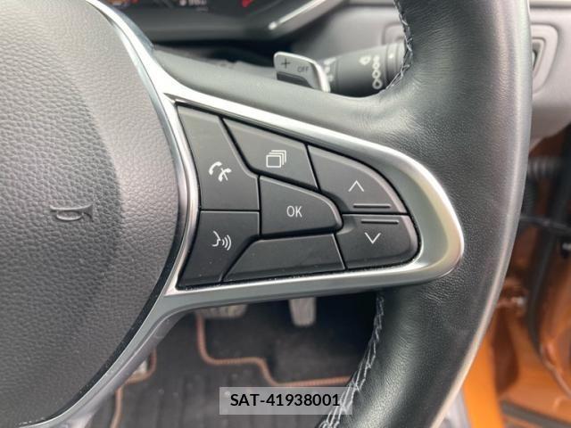 Renault CAPTUR 2022-06 7879145-17