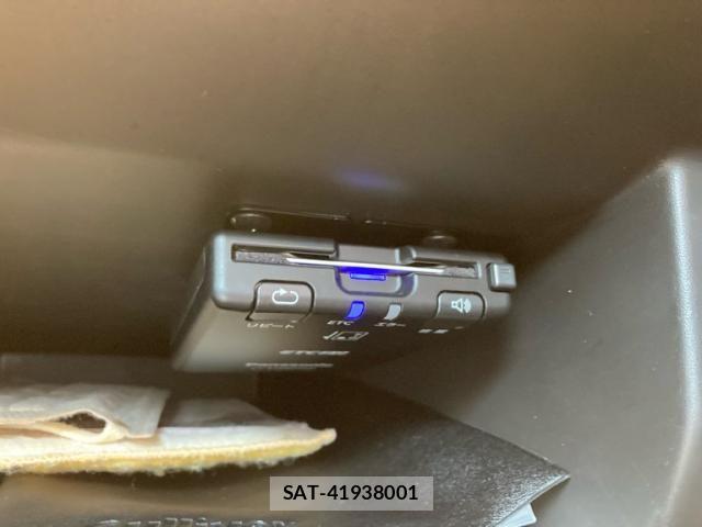 Renault CAPTUR 2022-06 7879145-24
