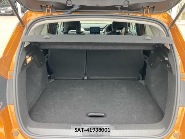 Renault CAPTUR 2022-06 7879145-27