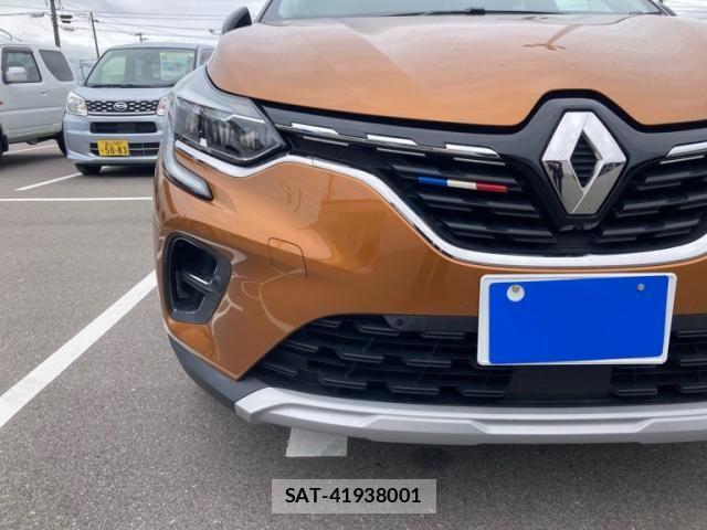 Renault CAPTUR 2022-06 7879145-4
