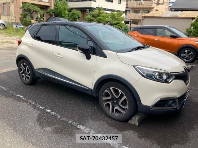 Renault CAPTUR 2014-03 8037912-2
