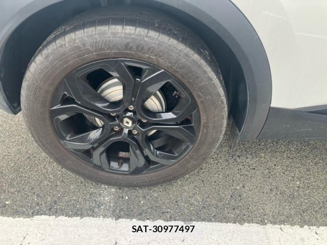 Renault CAPTUR 2023-01 8037913-6