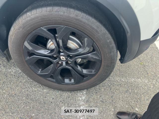 Renault CAPTUR 2023-01 8037913-7
