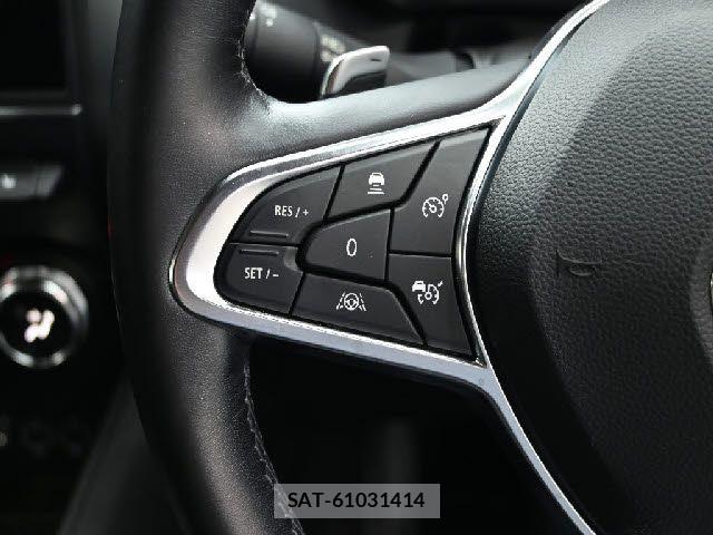 Renault CAPTUR 2023-06 8037906-10
