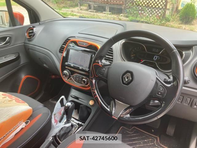 Renault CAPTUR 2014-12 8075349-14