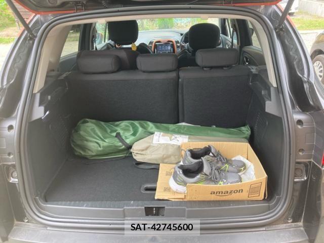 Renault CAPTUR 2014-12 8075349-23