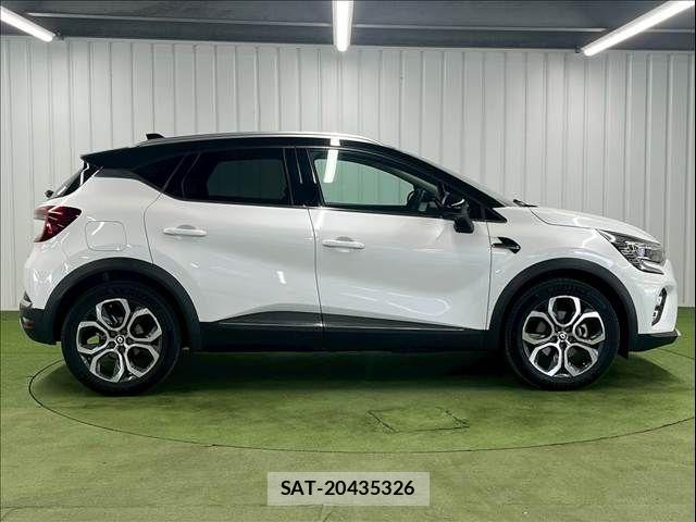 Renault CAPTUR 2023-03 8075348-14
