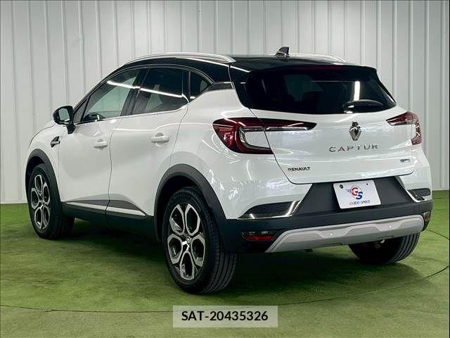 Renault CAPTUR 2023-03 8075348-16