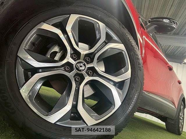 Renault CAPTUR 2022-08 8246515-18