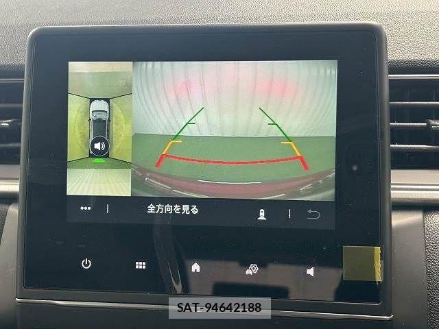 Renault CAPTUR 2022-08 8246515-3