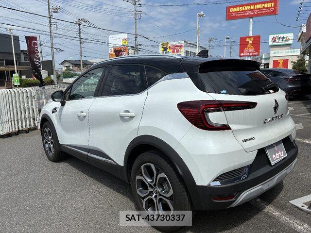 Renault CAPTUR 2023-01 8316718-24