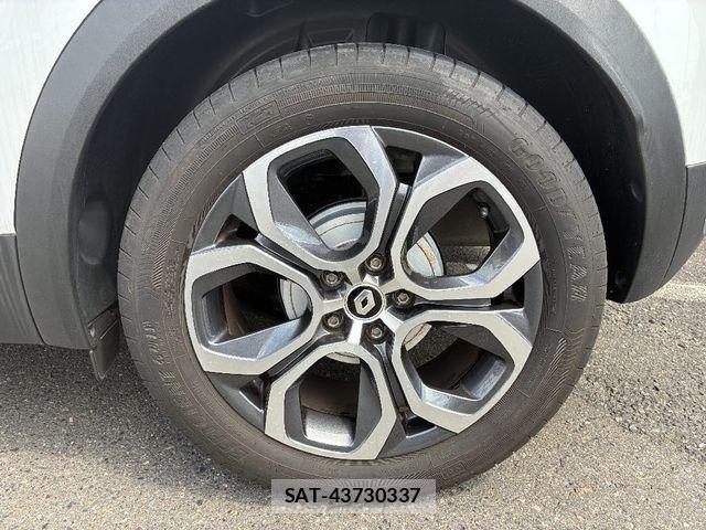 Renault CAPTUR 2023-01 8316718-29