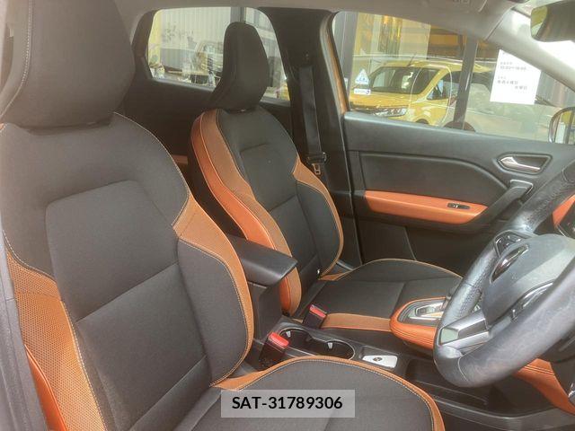 Renault CAPTUR 2021-11 8337635-1