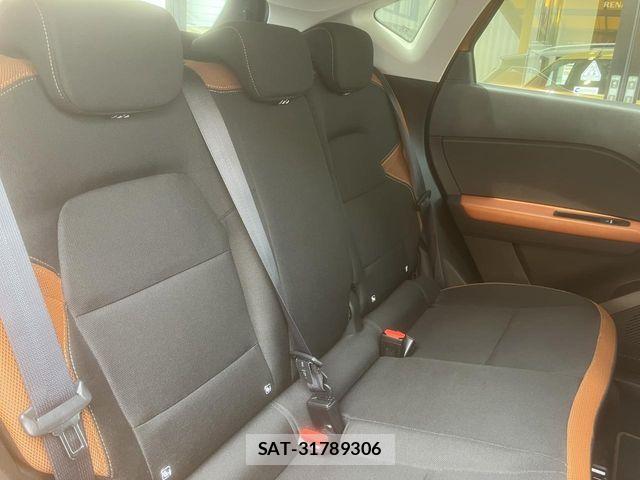 Renault CAPTUR 2021-11 8337635-6