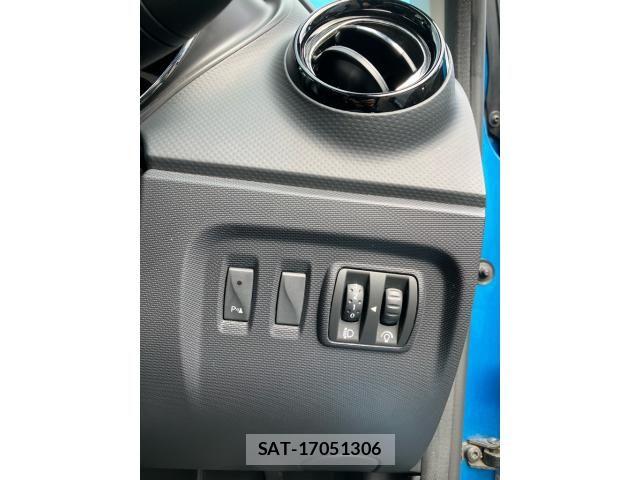 Renault CAPTUR 2014-05 8368339-20