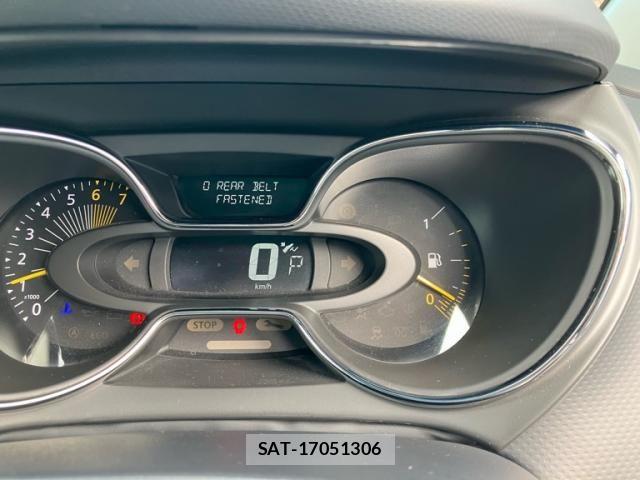 Renault CAPTUR 2014-05 8368339-22