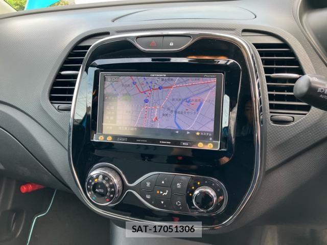 Renault CAPTUR 2014-05 8368339-24