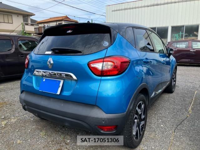 Renault CAPTUR 2014-05 8368339-4
