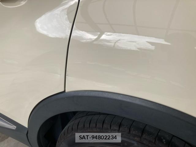 Renault CAPTUR 2014-08 8368340-8