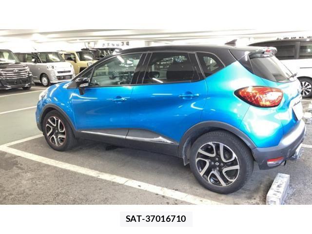 Renault CAPTUR 2015-09 8438720-3