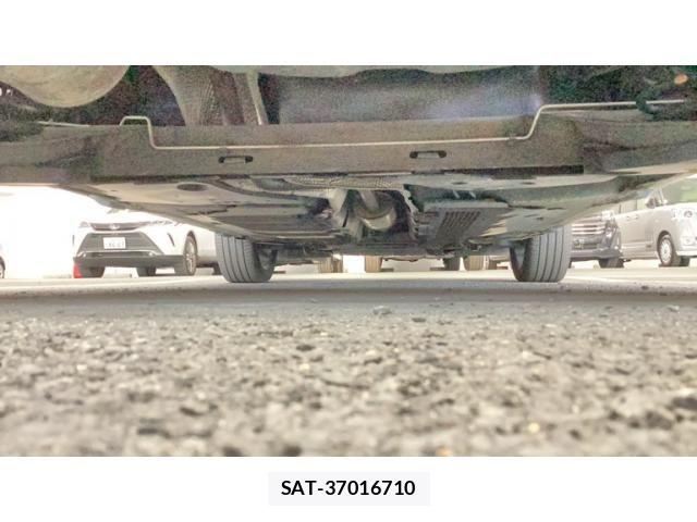 Renault CAPTUR 2015-09 8438720-8