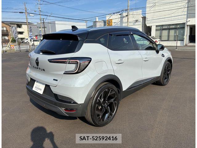 Renault CAPTUR 2025-09 8527007-2