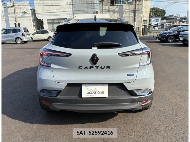 Renault CAPTUR 2025-09 8527007-6