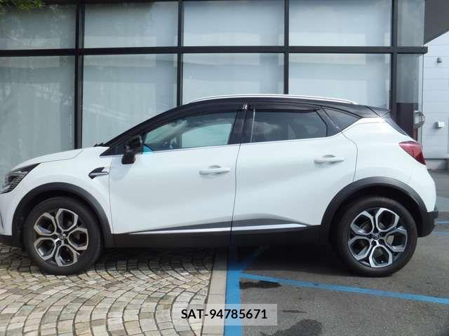 Renault CAPTUR 2021-07 8527008-3