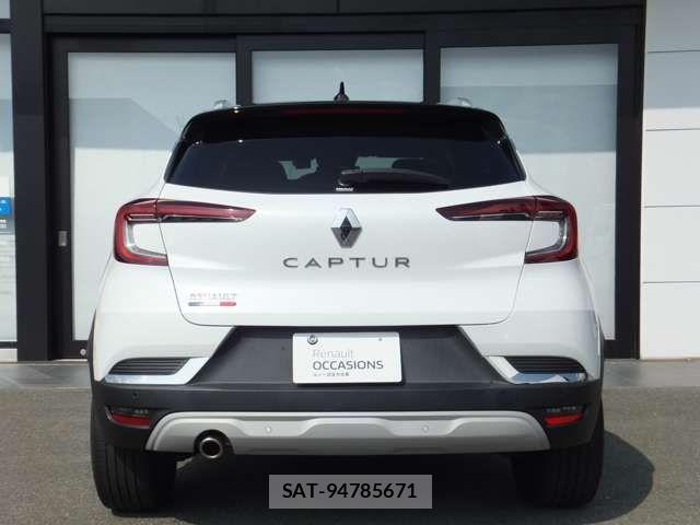 Renault CAPTUR 2021-07 8527008-5