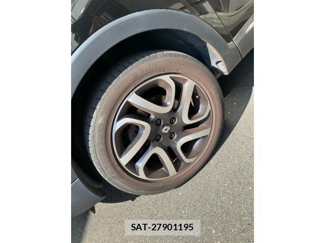 Renault CAPTUR 2014-09 8527009-10