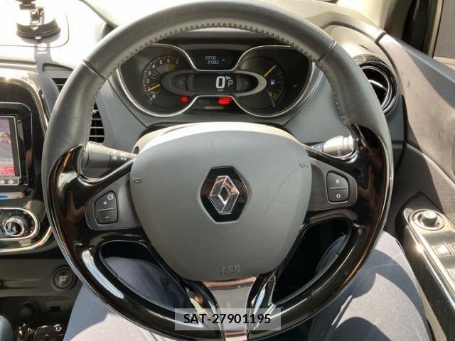 Renault CAPTUR 2014-09 8527009-16