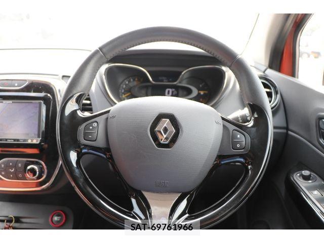 Renault CAPTUR 2014-04 8527011-1