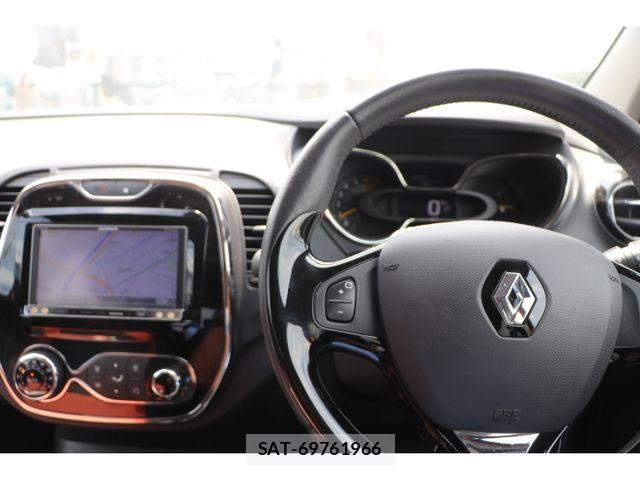 Renault CAPTUR 2014-04 8527011-4