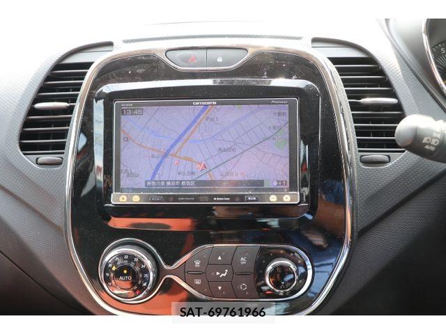 Renault CAPTUR 2014-04 8527011-5