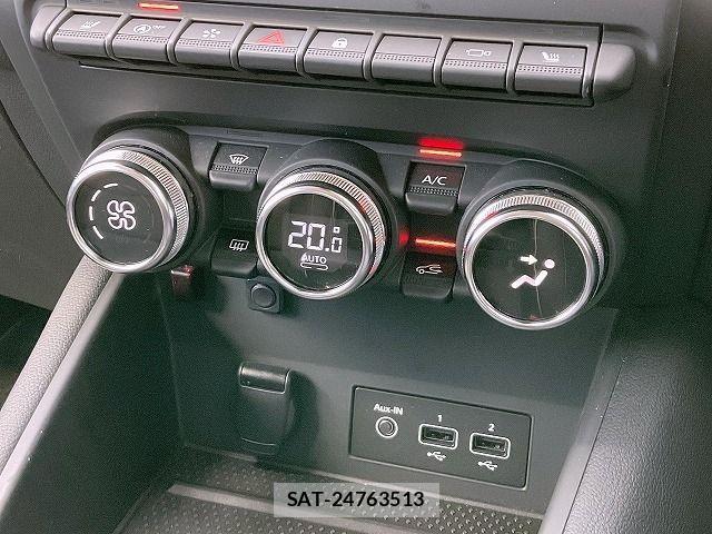 Renault CAPTUR 2022-06 8527006-8